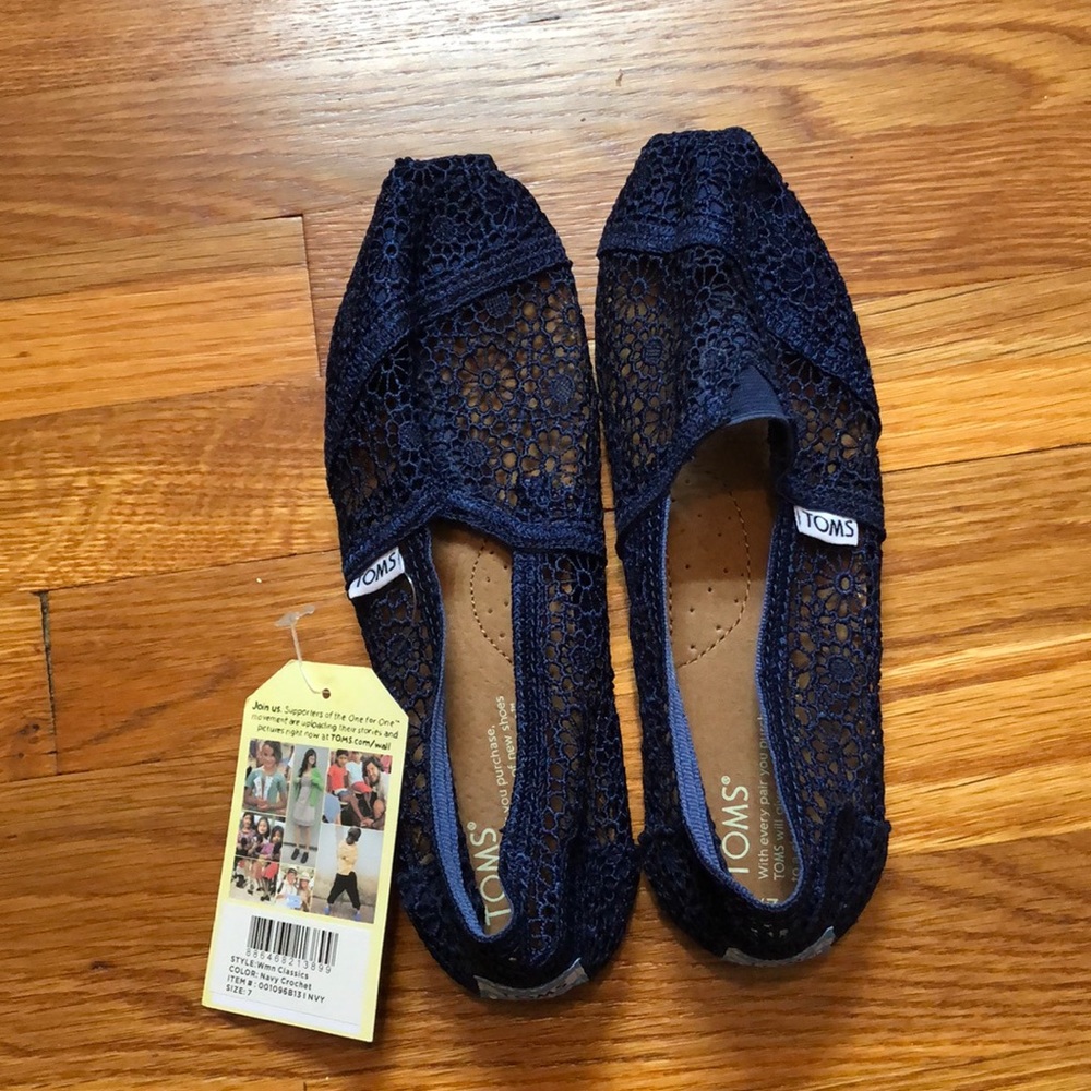 Navy crochet Toms shoes